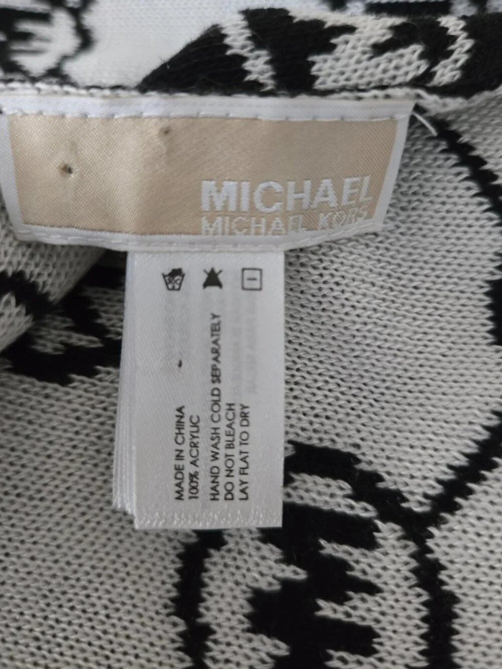 Michael Kors Reversible Scarf - NWOT